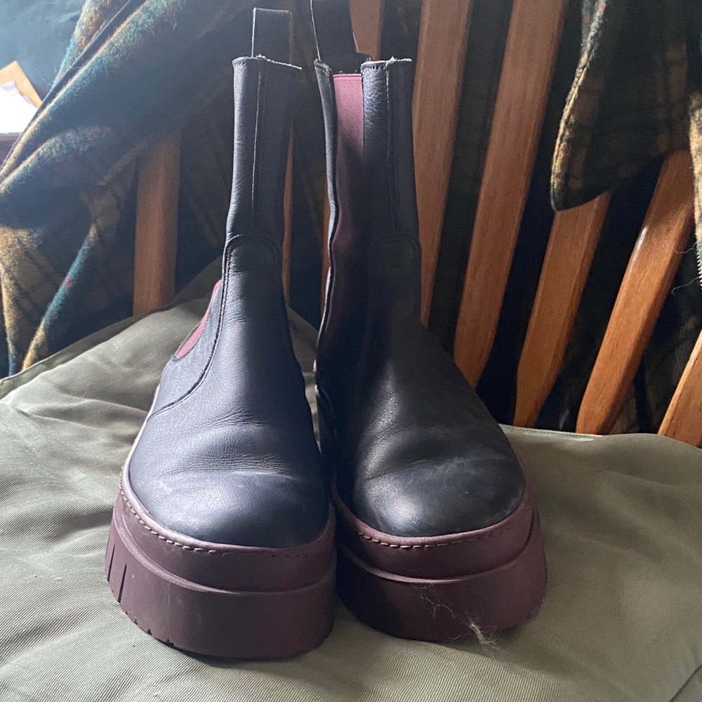 ART Black and purple lug sole boots